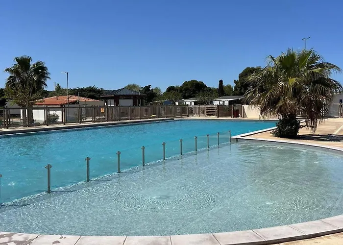 Camping Mobile Clim-piscine -terrasse -parking -6 Personnes